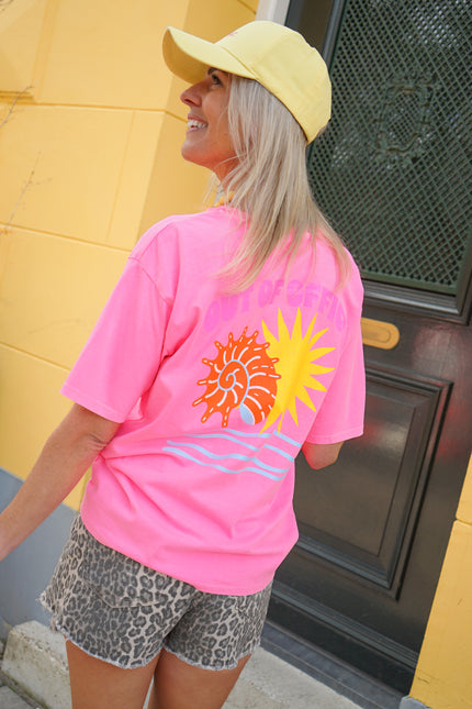 T-SHIRT OUT OF OFFICE ROZE