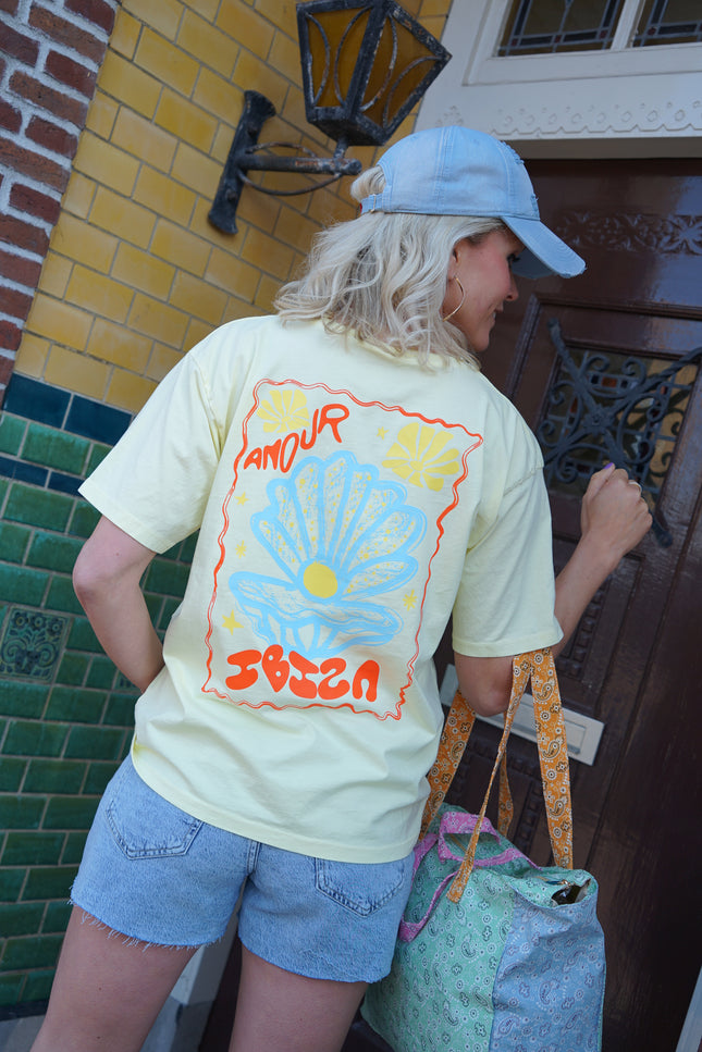 T-SHIRT AMOUR IBIZA GEEL
