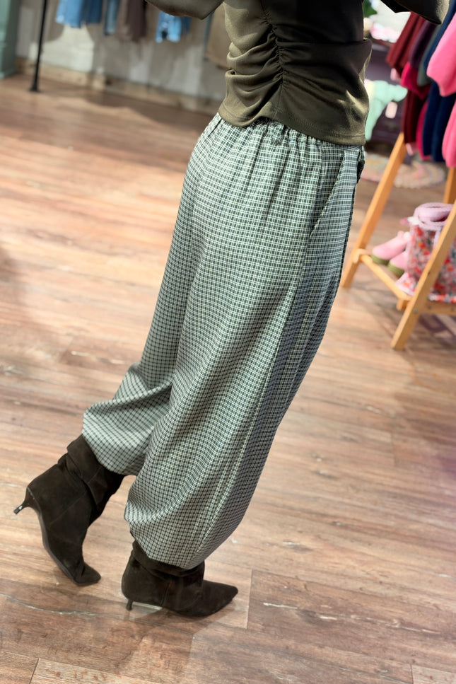 PANTALON GERUIT ELLA GROEN