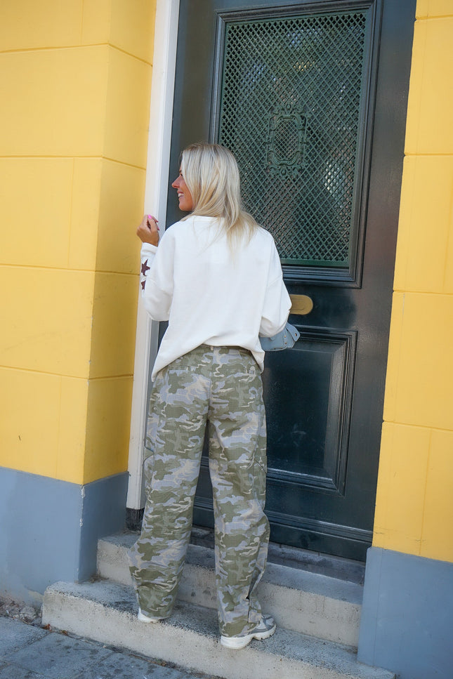 ARMY PRINT PARACHUTE BROEK GRIJS GROEN - Hip is het