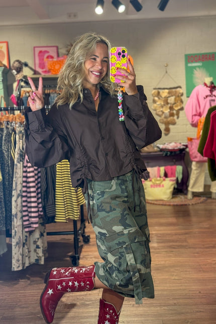 BLOUSE LEXI DONKERBRUIN - Hip is het
