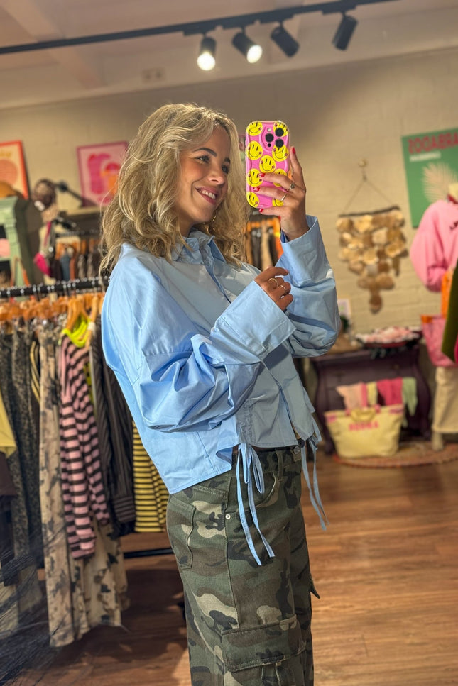 BLOUSE LEXI LICHTBLAUW - Hip is het