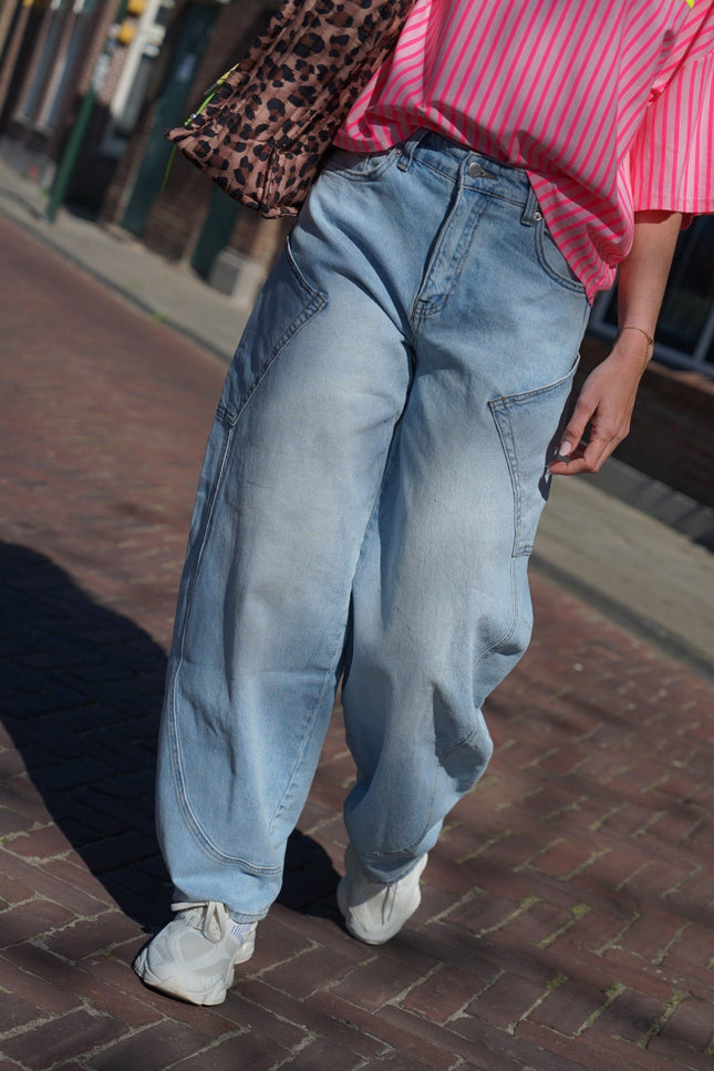 CARGO BALLOON JEANS LIA BLAUW - Hipishet