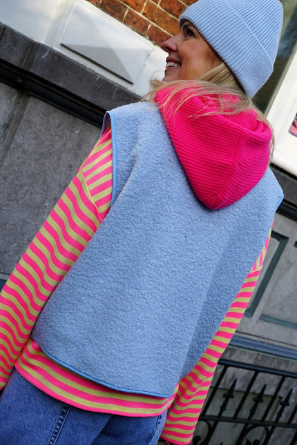 GILET OUT OF OFFICE LICHTBLAUW - Hipishet