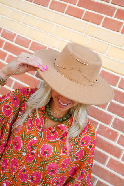 HOED GOLDY CAMEL - Hip is het