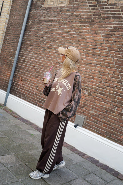 JOGGER ELKE BRUIN - Hip is het