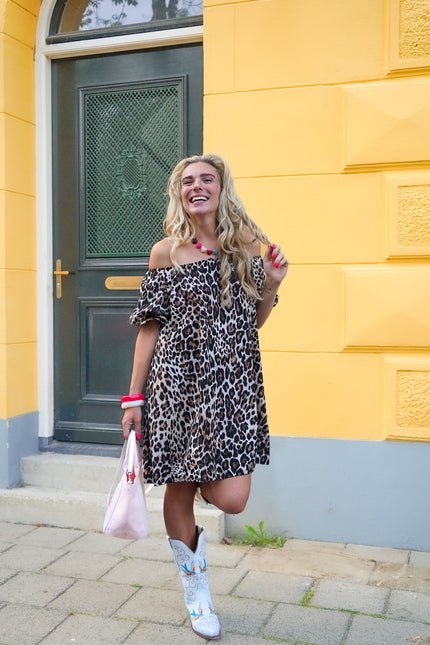 KATOENEN JURK OFF SHOULDER LEOPARD - Hip is het