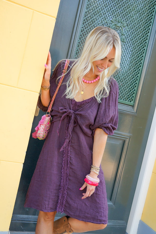 LINNEN KNOOPVEST AUBERGINE - Hip is het