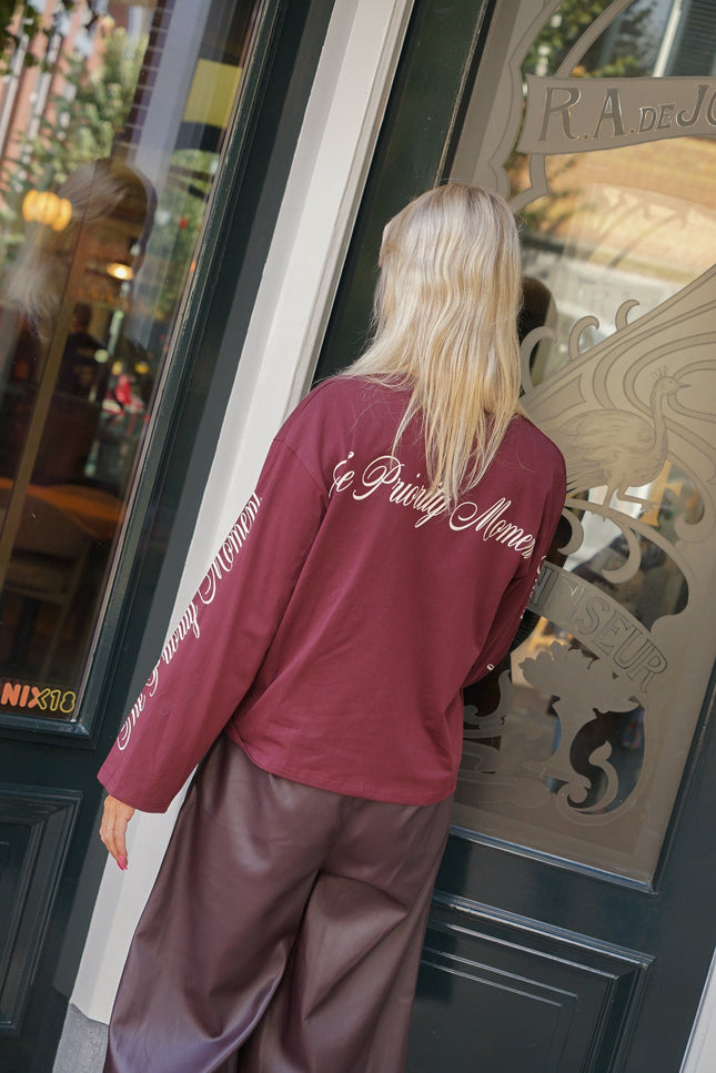 LONGSLEEVE LISA BORDEAUX - Hip is het