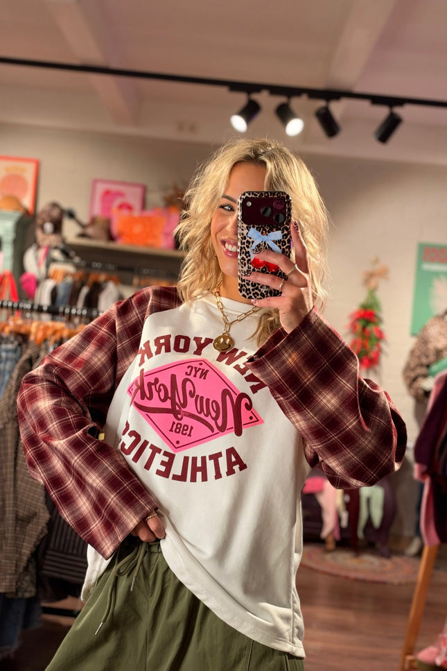 LONGSLEEVE NEW YORK ATHLETICS BORDEAUX - Hip is het