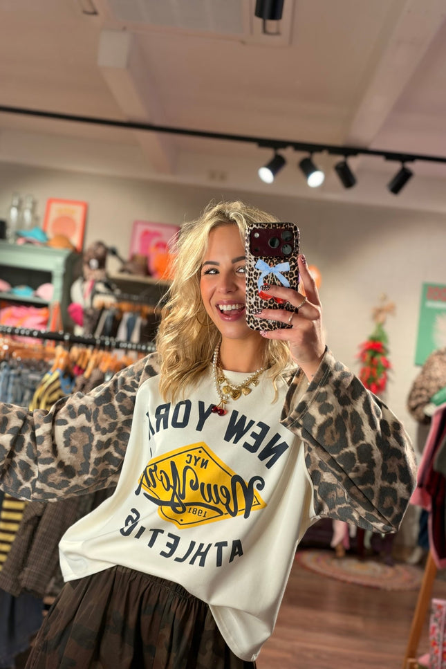 LONGSLEEVE NEW YORK LEOPARD - Hip is het