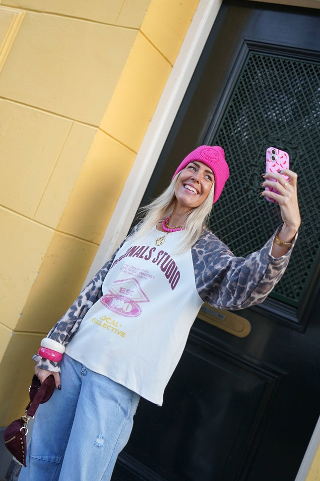 LONGSLEEVE ORIGINALS STUDIO LEOPARD - Hip is het
