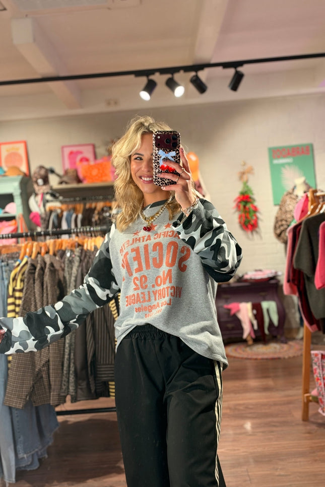 LONGSLEEVE PACIFIC ATHLETIC ARMY GRIJS - Hip is het