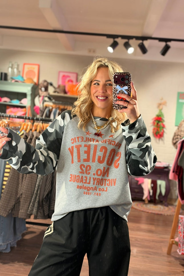 LONGSLEEVE PACIFIC ATHLETIC ARMY GRIJS - Hip is het