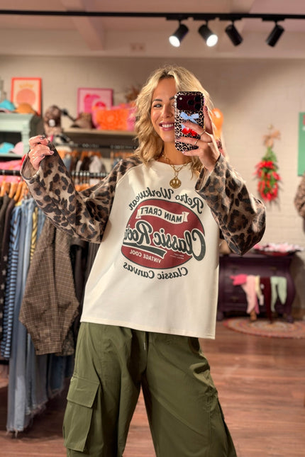 LONGSLEEVE RETRO WORKWEAR LEOPARD - Hip is het