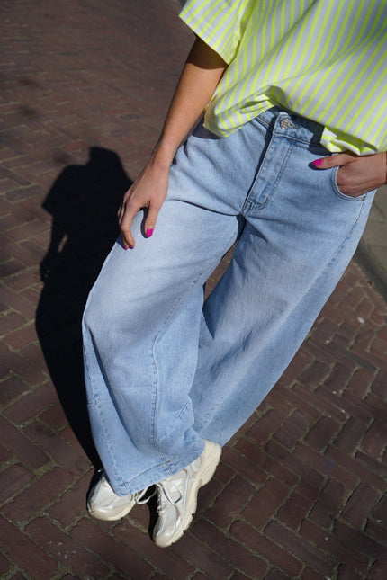 LOOSE BALLOON JEANS KIRA BLAUW - Hipishet