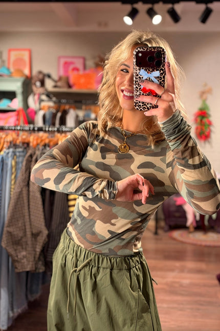 MESH TOP NAOMI ARMY - Hip is het
