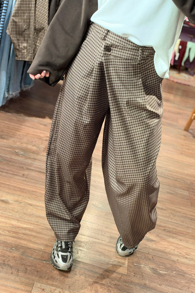 PANTALON GERUIT ELLA BRUIN - Hip is het