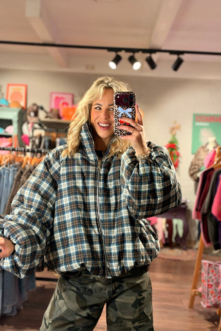 PUFFER JACKET GERUIT ILONA BLAUW BRUIN - Hip is het