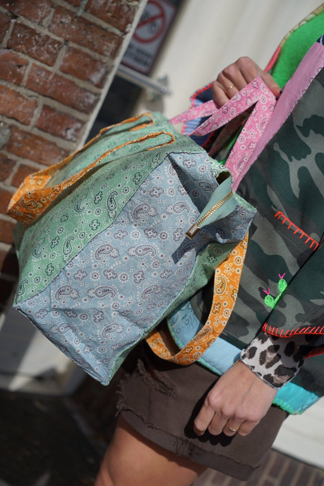 SHOPPER PAISLEY PRINT MINTGROEN - Hipishet