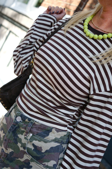 STREEP LONGSLEEVE TARA BRUIN ECRU - Hip is het