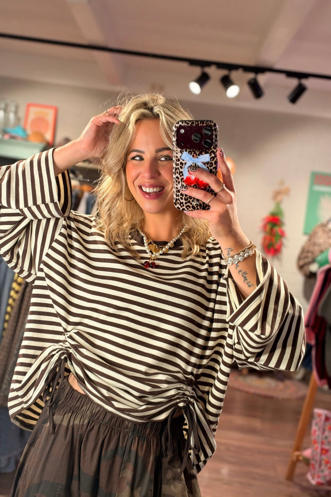 STREEP LONGSLEEVE TRIXIE BRUIN ECRU - Hip is het