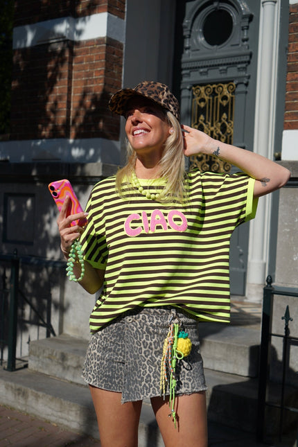 STREEP T - SHIRT CIAO NEON GROEN BRUIN - Hipishet