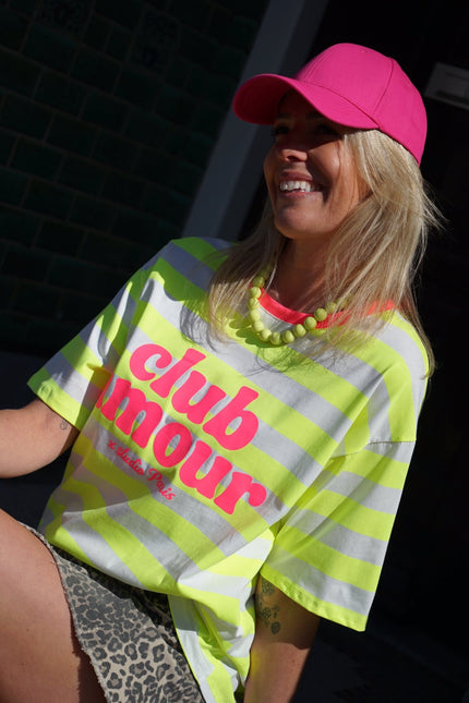 STREEP T - SHIRT CLUB AMOUR NEON GEEL - Hipishet
