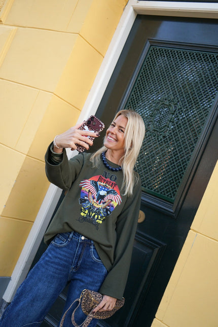 SWEATER NO RETREAT ARMY - Hip is het