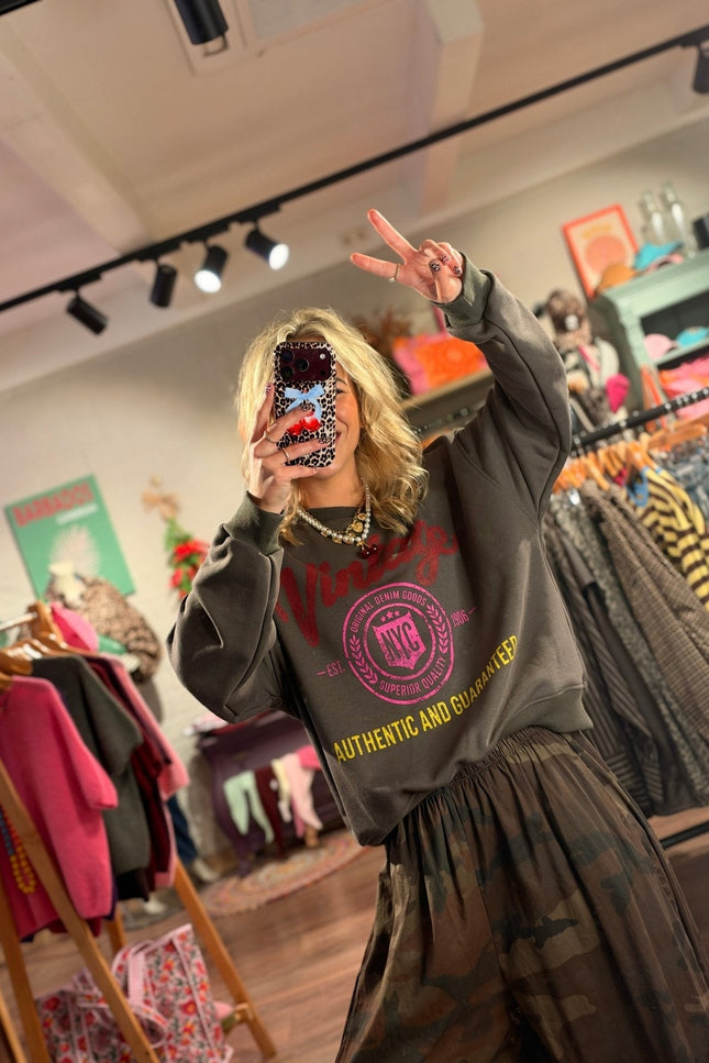 SWEATER VINTAGE BRUIN - Hip is het
