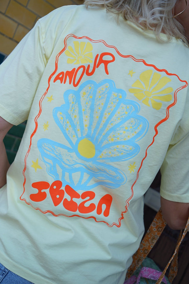 T - SHIRT AMOUR IBIZA GEEL - Hipishet