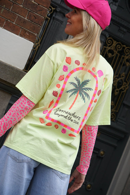 T - SHIRT BEYOND THE SEA GIFGROEN - Hipishet