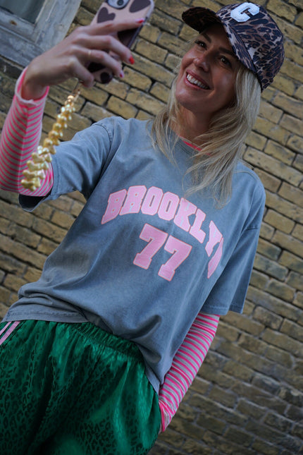T - SHIRT BROOKLYN GRIJS - Hipishet