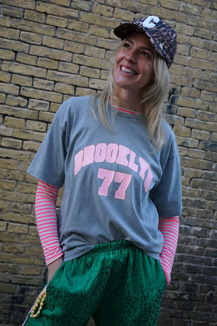 T - SHIRT BROOKLYN GRIJS - Hipishet