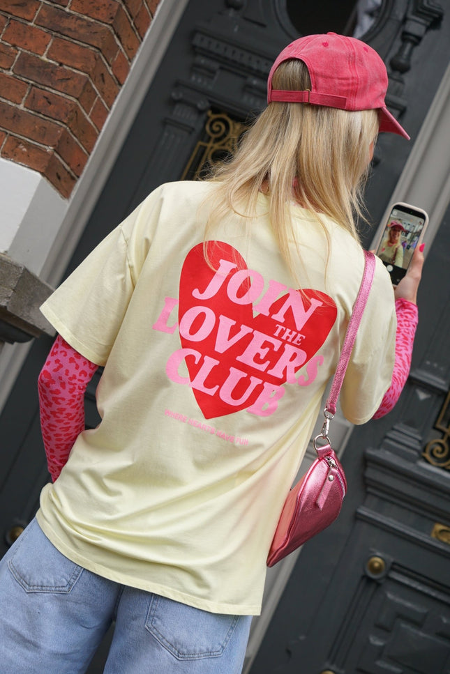 T - SHIRT LOVERS CLUB GEEL - Hipishet