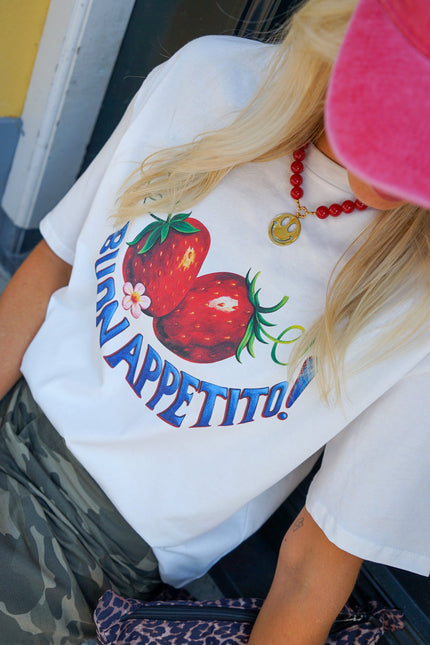 T-SHIRT STRAWBERRY WIT - Hip is het