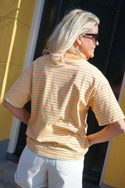 T - SHIRT STREEP FEM GROEN ORANJE - Hipishet