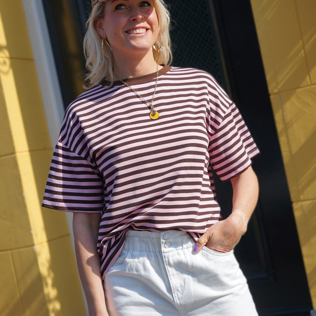 T - SHIRT STREEP MILA BRUIN ROZE - Hipishet
