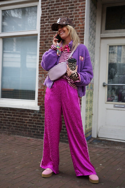 WIJDE BROEK LEOPARD MAGENTA - Hipishet